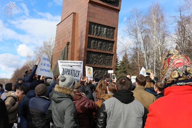 Пуху самантне Юрий Шакеев ӳкерсе илнӗ