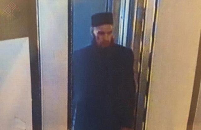 Видеокамерӑна лекнӗ ҫын (вӑл хӑй полицие килсе айӑплӑ маррине пӗлтернӗ)