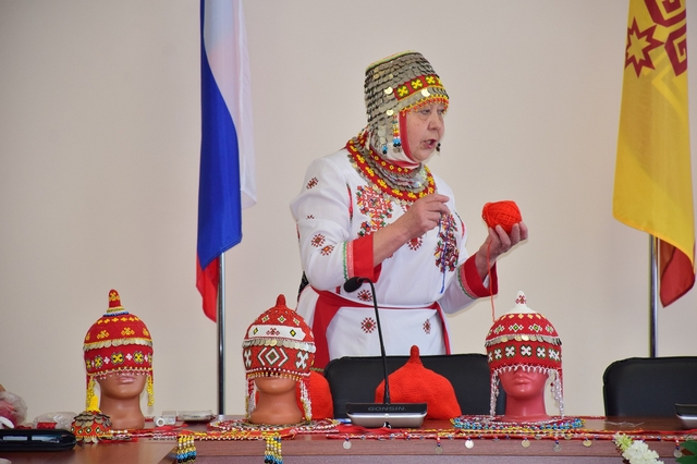  Венера Николаева. culture.cap.ru сӑнӳкерчӗкӗ