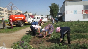 Тутаркассисем чечек лартаҫҫӗ